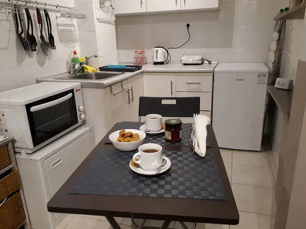 Central Cozy Cute Downtown Studio 1BR