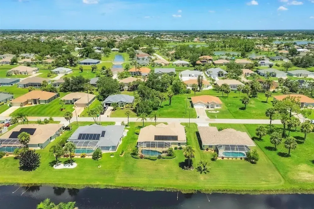 Rotonda West Private Pool Vacation Home On Canal 3 Bedroom Home