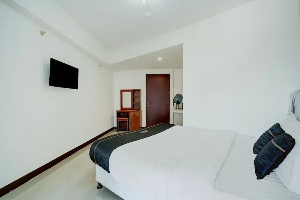 Collection O near Terminal Pulo Gebang formerly Sentra Timur - Tower Sapphire