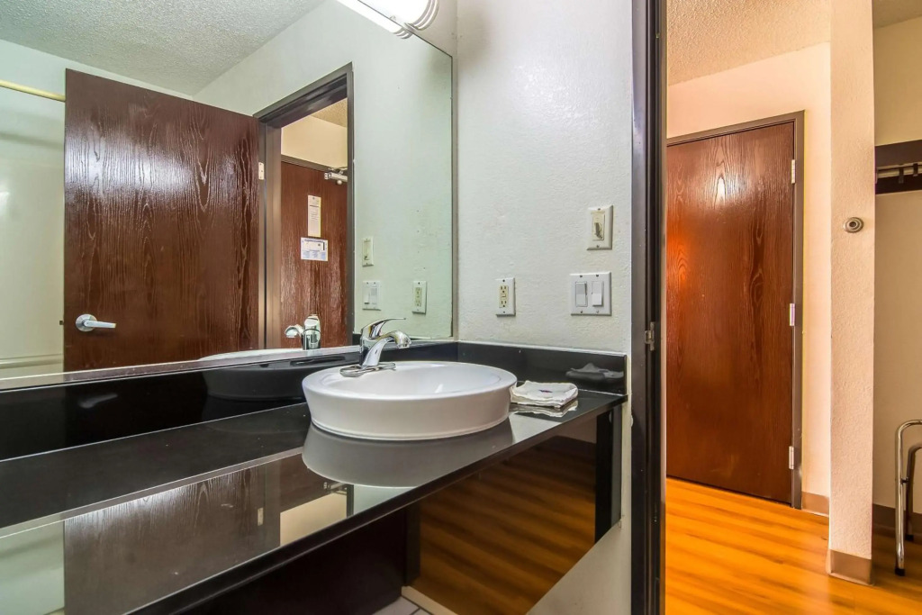 Motel 6-Dallas, TX - North - Richardson