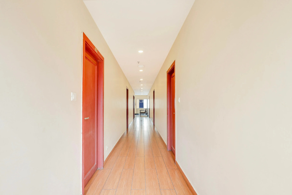 Super OYO Townhouse Visakhapatnam