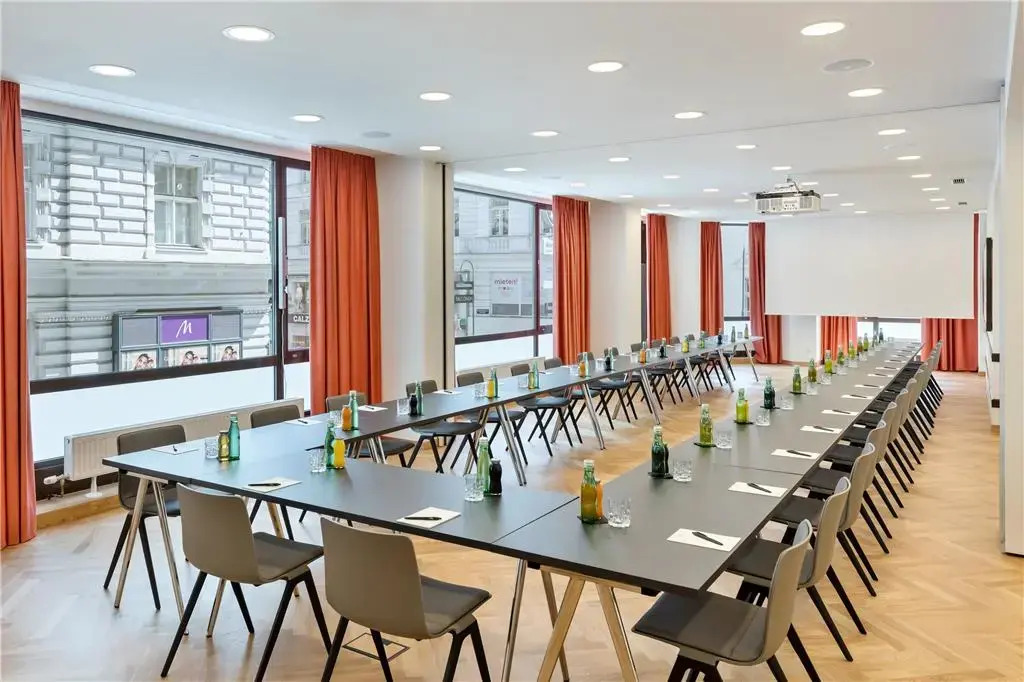 Hotel Astoria Vienna, Curio Collection by Hilton
