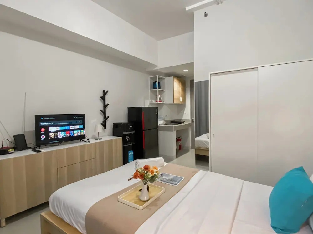 Relaxing And Simply Studio Vasanta Innopark Apartment