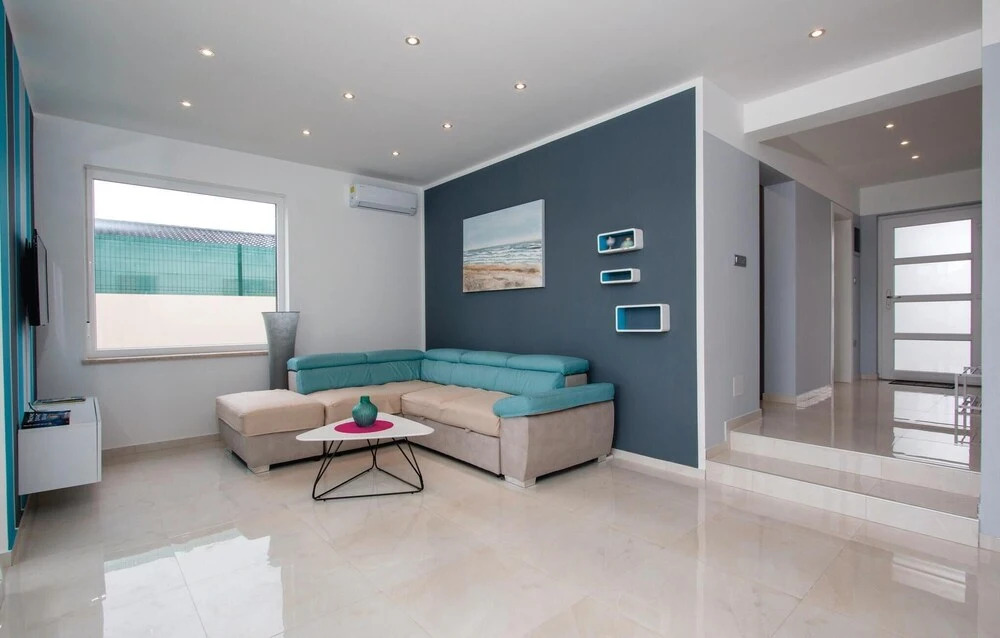 Luxurious Home In Peroj With Sauna