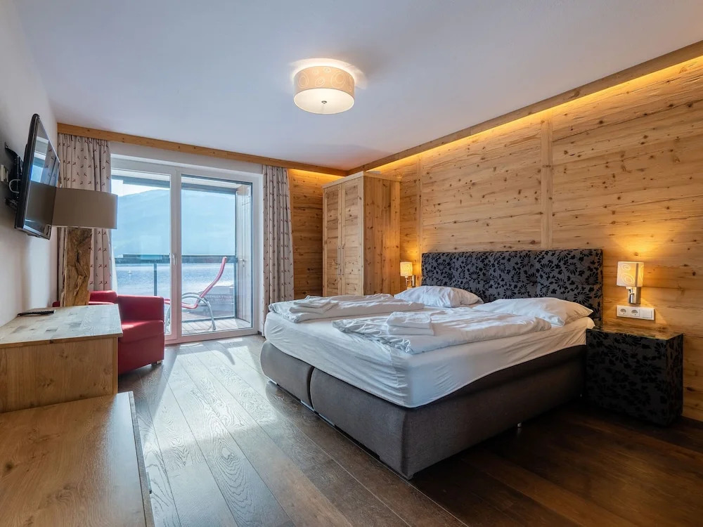 Luxury Apartment in Zell am See near Ski Area