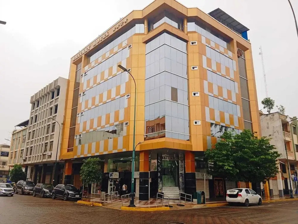 BRITNEY HOTEL Machala