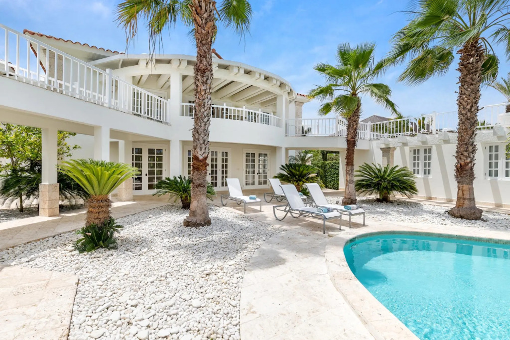 Luxury 2 levels villa for rent at Puntacana Resort & Club - chef, butler, maid, pool