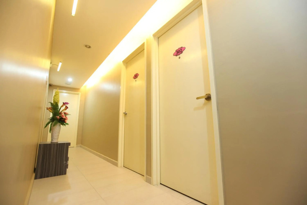 Al Huda Hotel