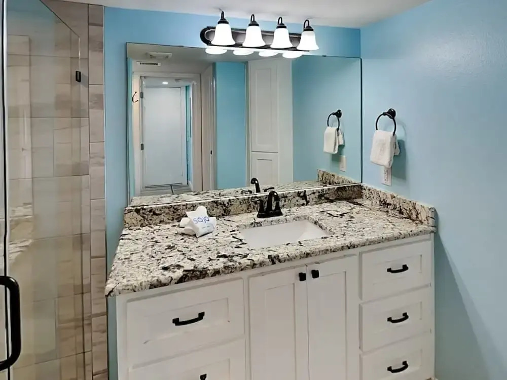 Sandy Shores by Silver Sands Vacation Rentals