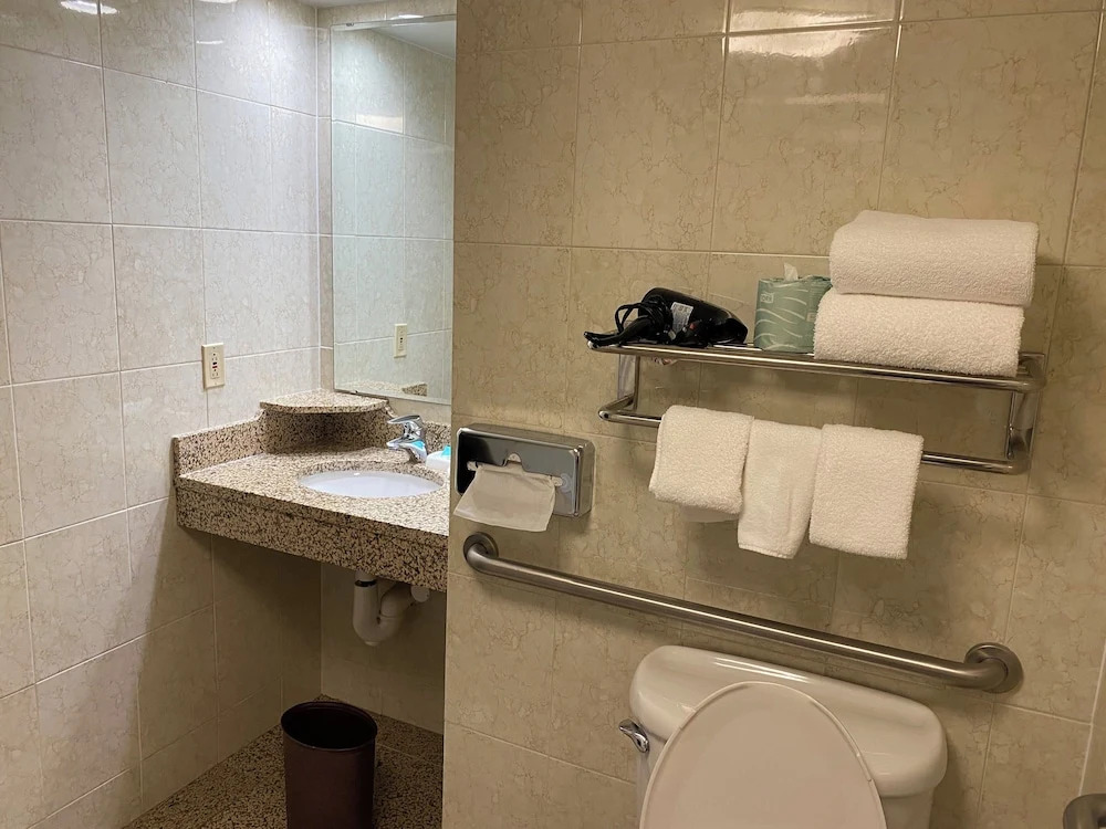 Hotel Indigo Detroit North - Troy by IHG