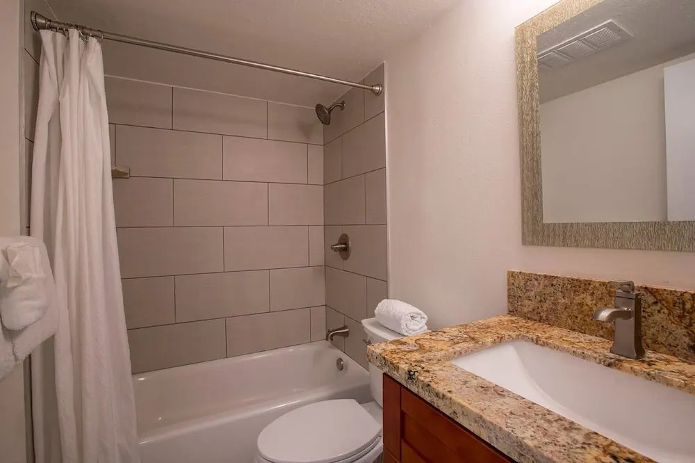 Kamaole Sands 3404 - Two Bedroom Condo