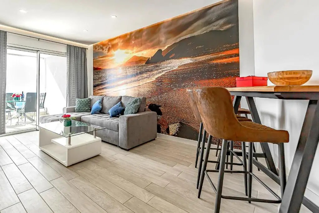 Ocean Garden Apartment With Seaview.