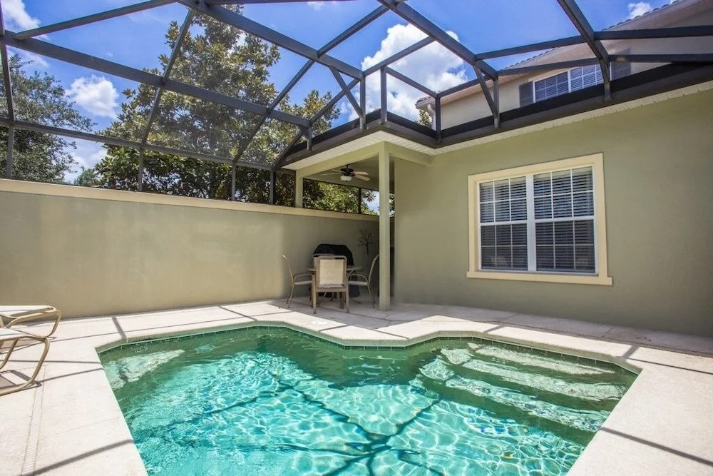 Tropical 5 Bedroom Home townhouse