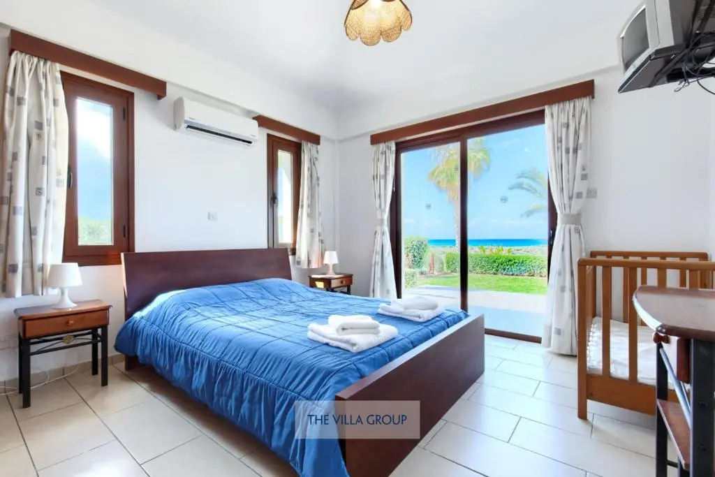 Villa 382