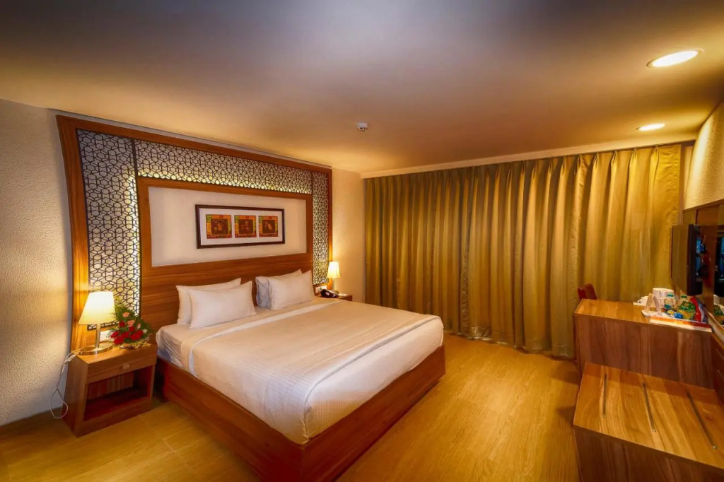 Incredible One Hotel