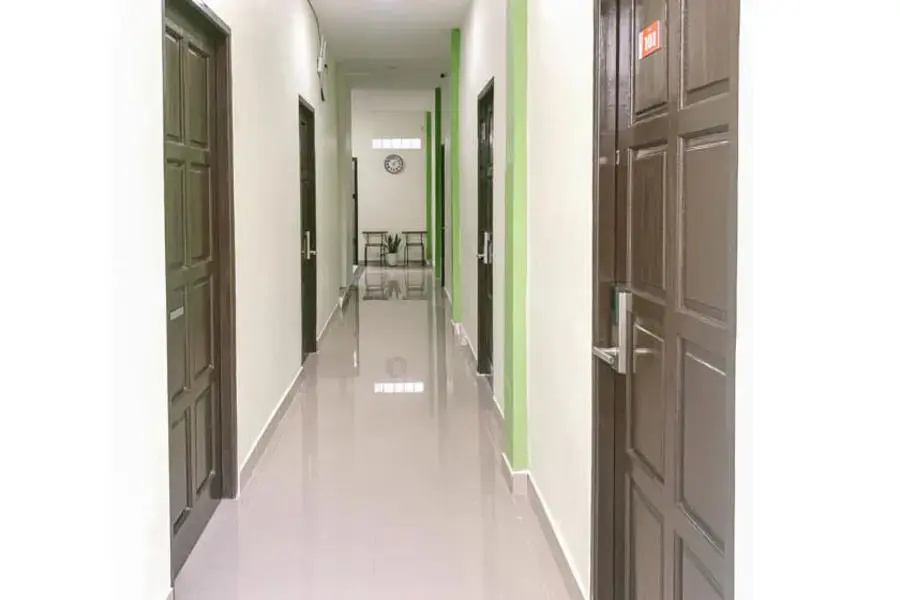 RedDoorz Syariah @ Kotabaru M Yamin Street Pontianak