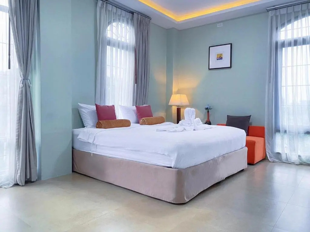Daddy Dream Hotel and Residence