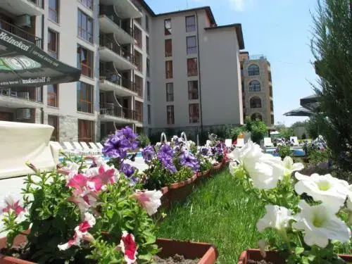 Sunny View North Apartments