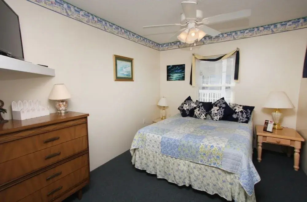 Coastal Breeze by RedAwning