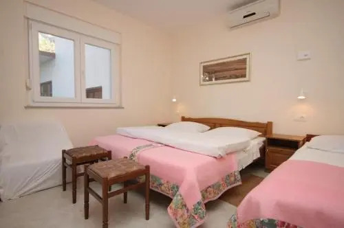 Apartments Vojnovic 3455