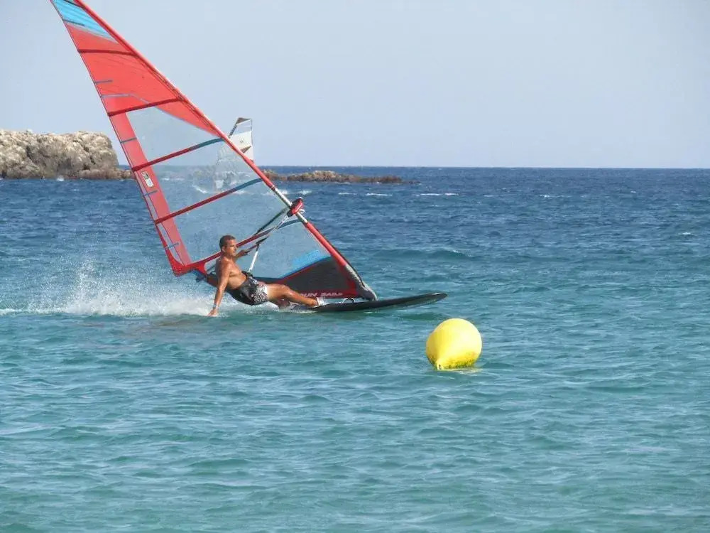 Sagres Sun Stay - Surf Camp & Hostel