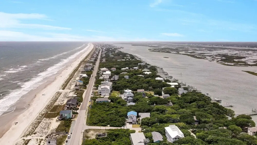 Oceanwatch Cottage by Topsail Realty
