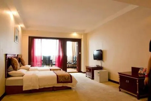 Niaochao Commercial Hotel