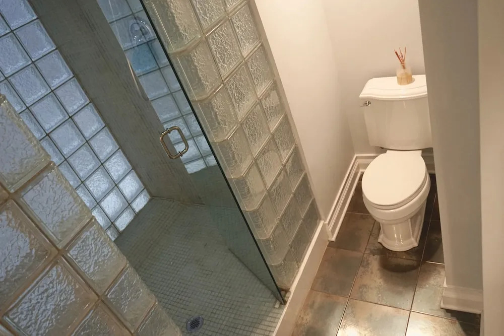 3-Level Bucktown Home - Amazing Outdoors & Parking