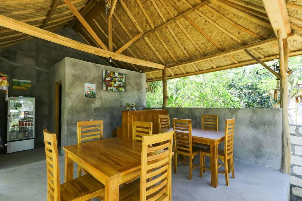 Bougainvillea Bungalow