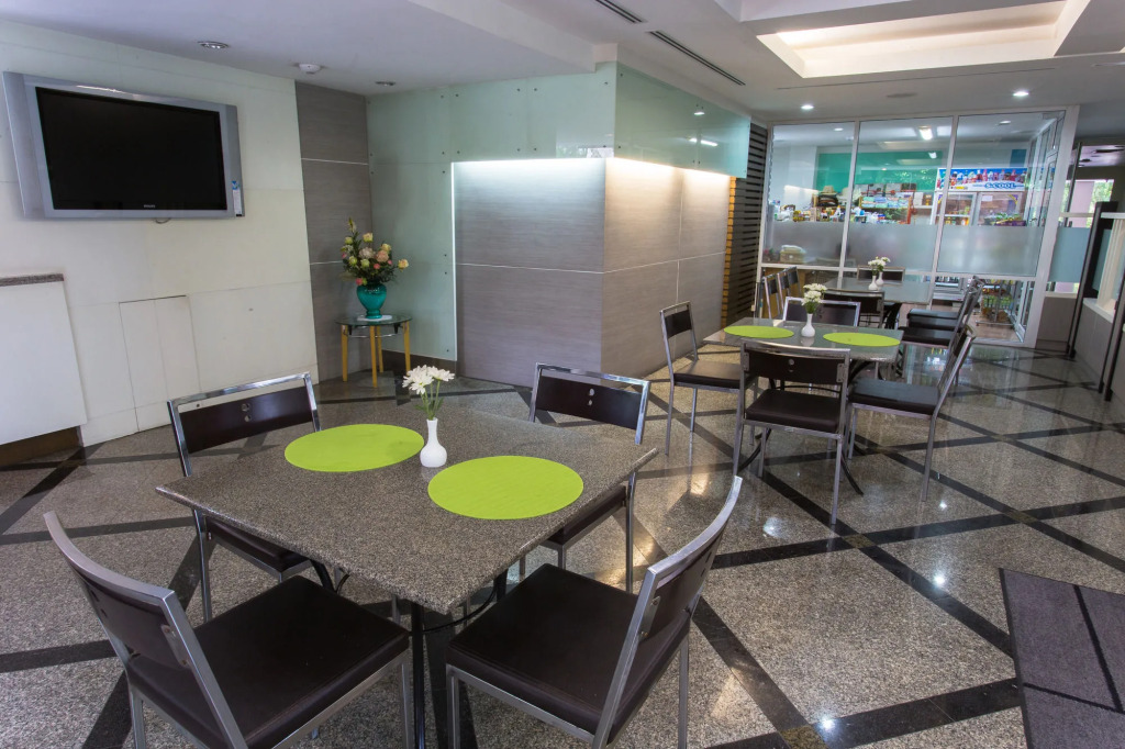 Sky Place Serviced Apartment