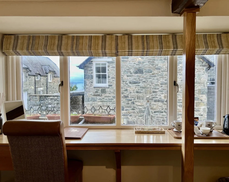 Castle Cottage Inn