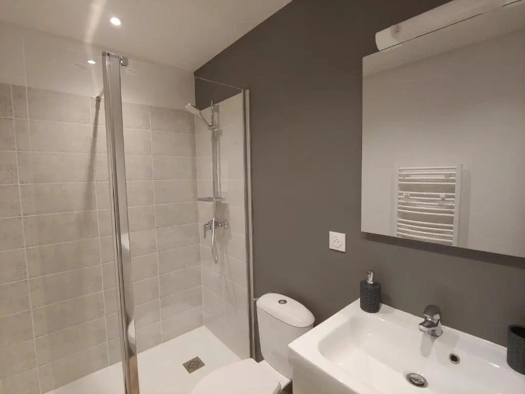 T2 de luxe centre ville + parking privé !!
