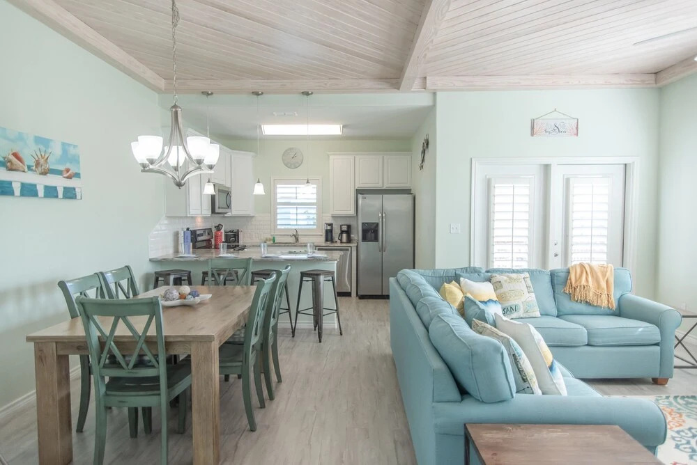 Beach Life 4 Bedrooms 4.5 Bathrooms Townhouse