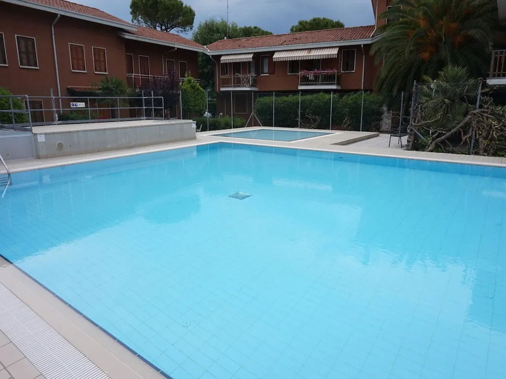 Fantastic Villa on two Floors With Garden and Swimming Pool by Beahost Rentals