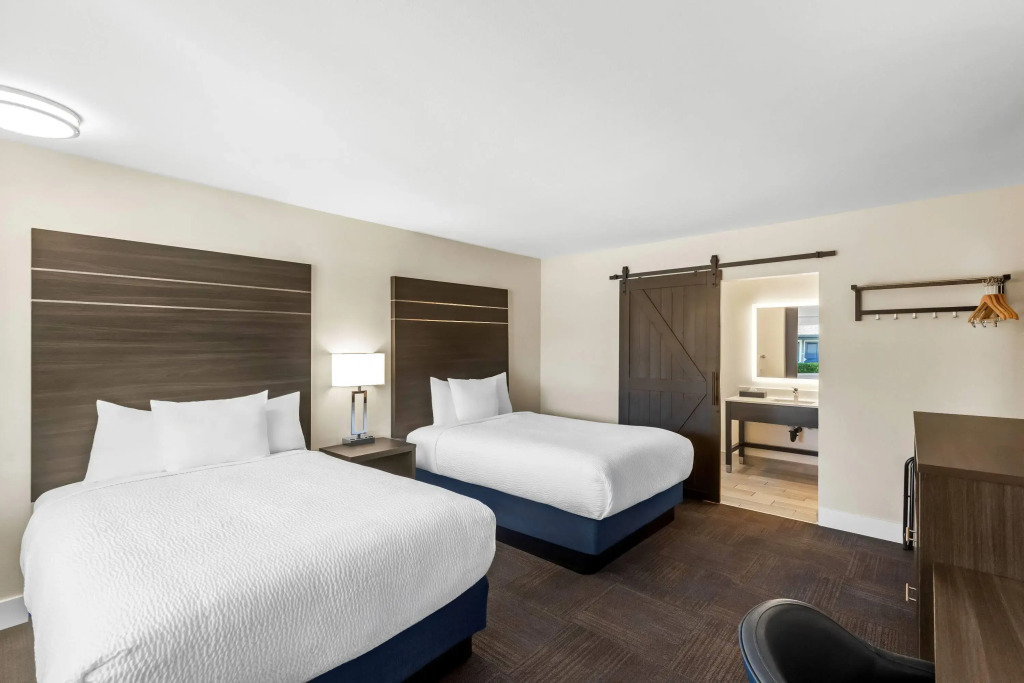 Travelodge by Wyndham Santa Rosa Wine Country