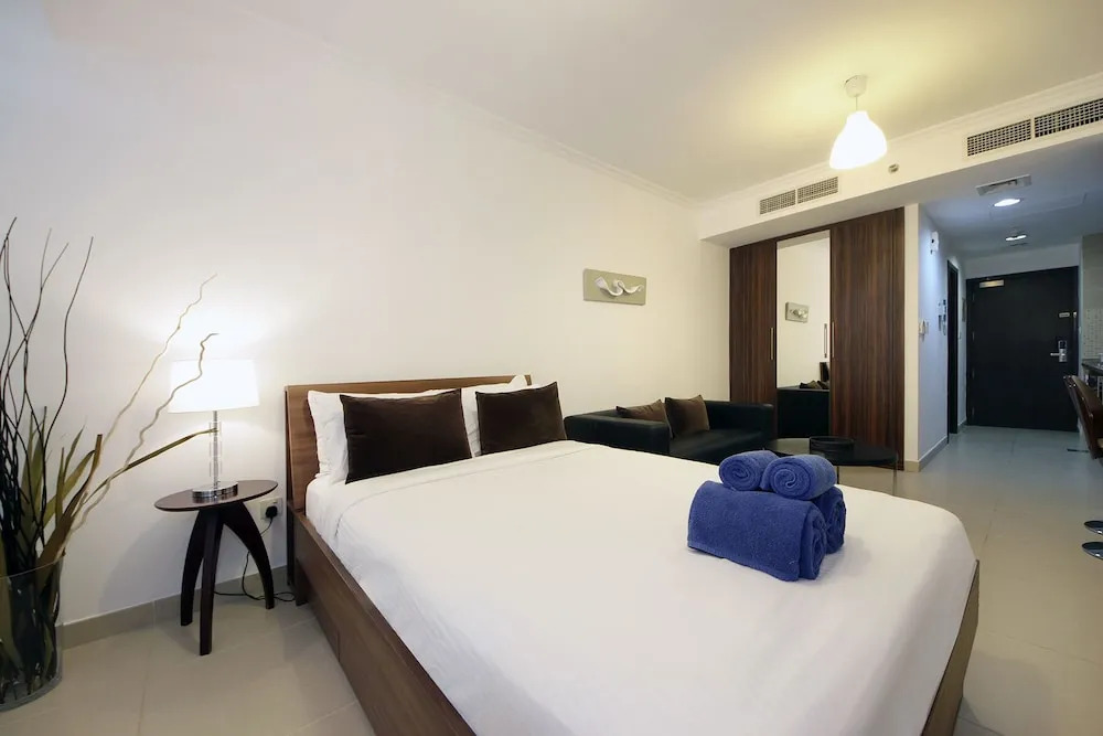 New Arabian Holiday Homes - Goldcrest