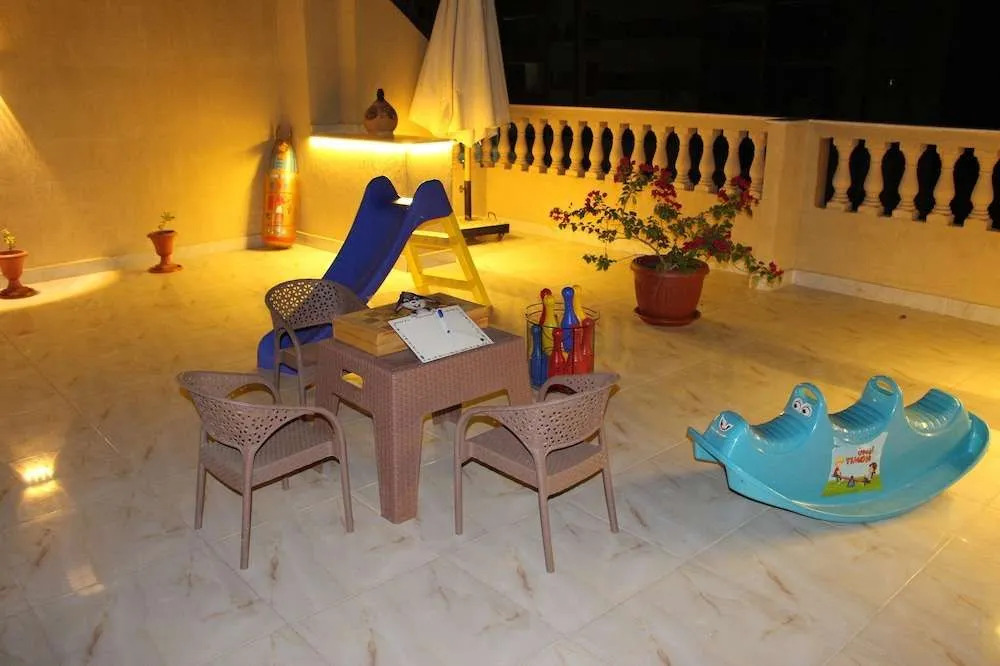 Discover pyramids inn