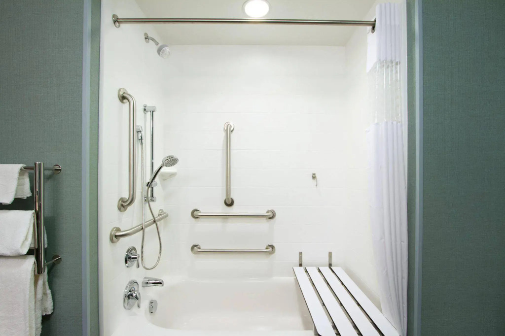 Hampton Inn & Suites York South