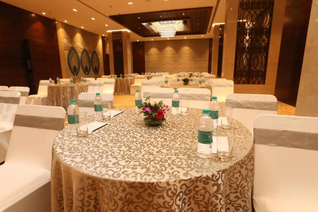 Regenta Central Udaipur, Court Circle