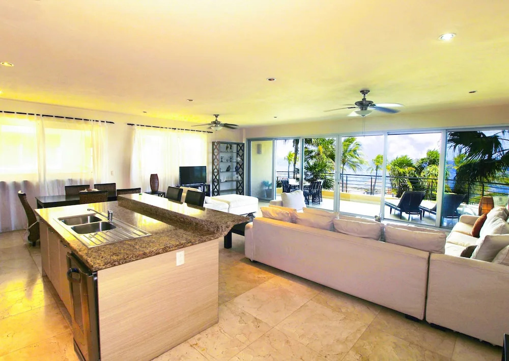 Luxury Apartament Punta Roca Ocean Front
