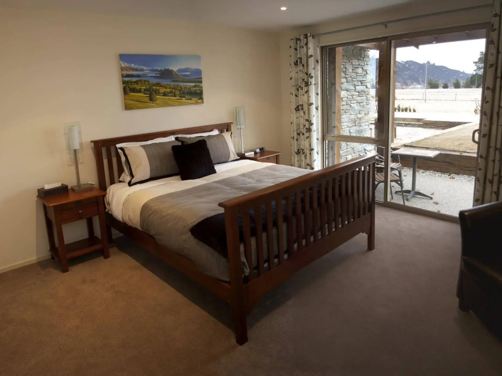 Maple Lodge
