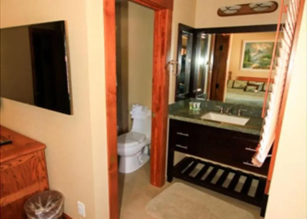 Mountainback 79 Loft Den
