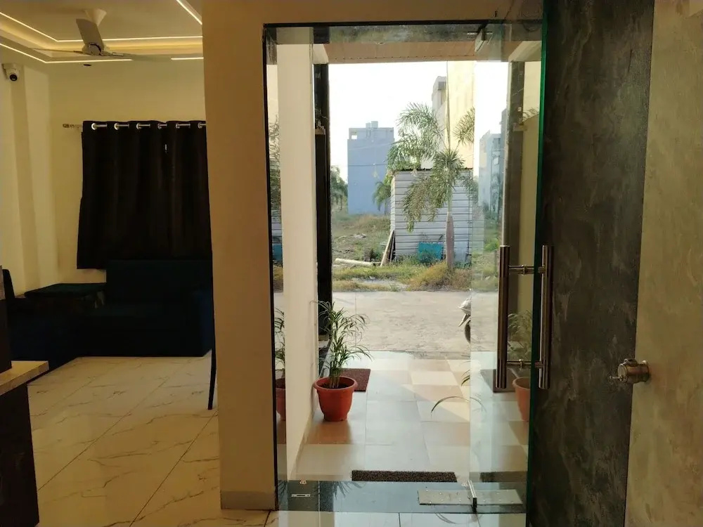 Paradise Hotel and Banquet, Indore