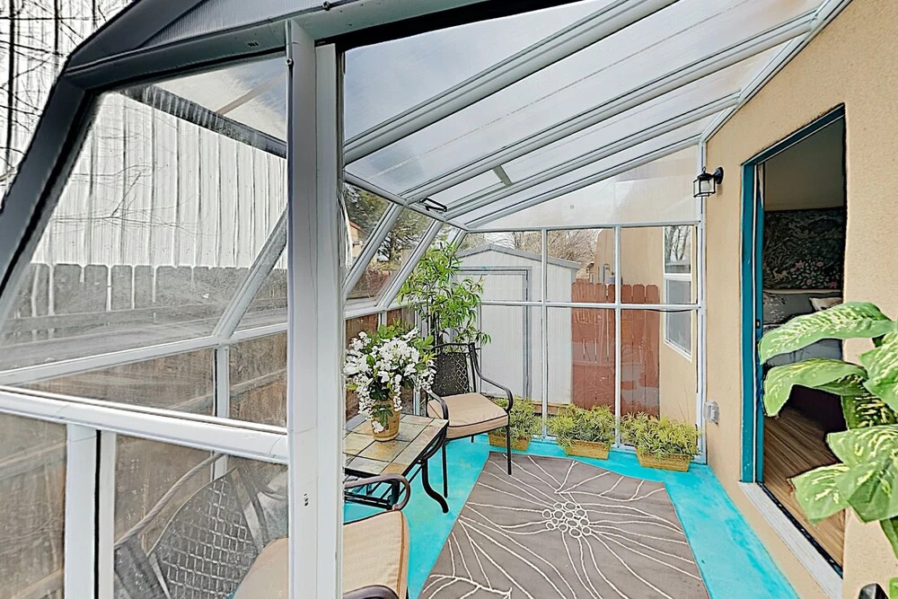 New Listing! Casa Bella: 2-unit Southwest 7 Bedroom Duplex