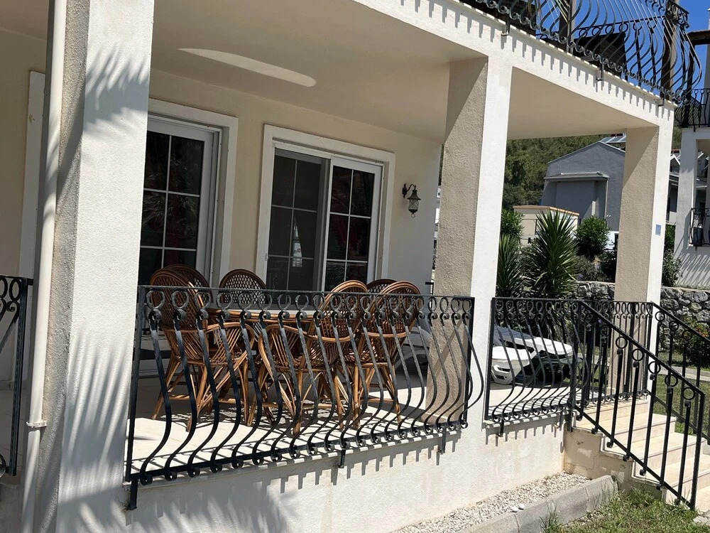 Stunning Spacious Poolside 2-bed Apt in Ovaçik