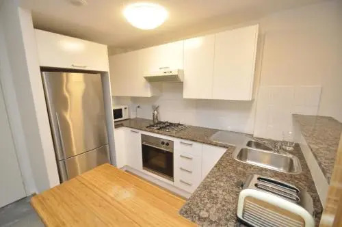 Darlinghurst Fully Self Contained Modern 1 Bed Apartment
