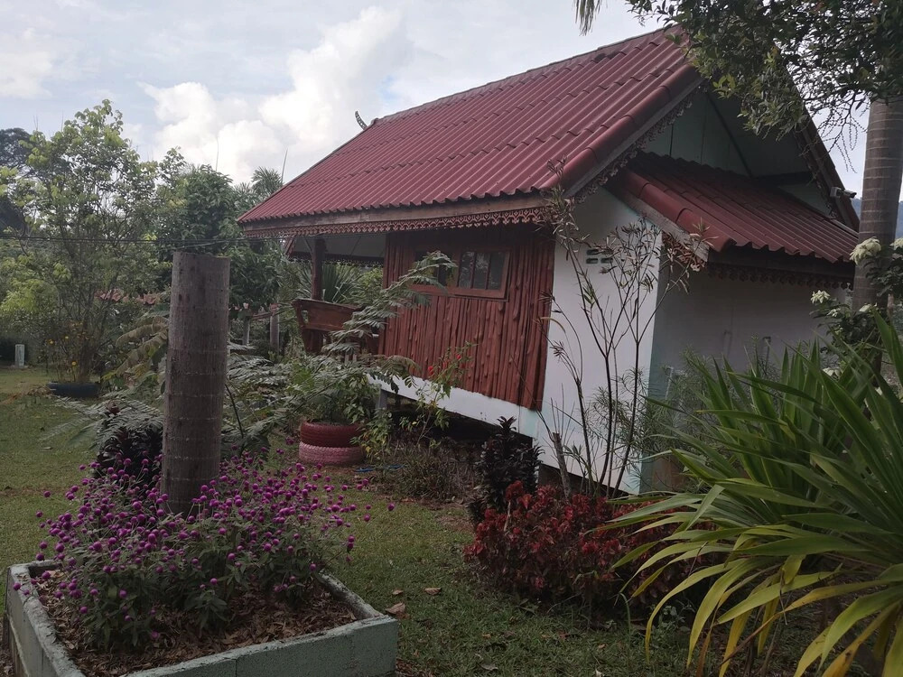 Baan Sampeenong