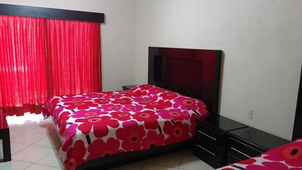 Hotel Peña Real