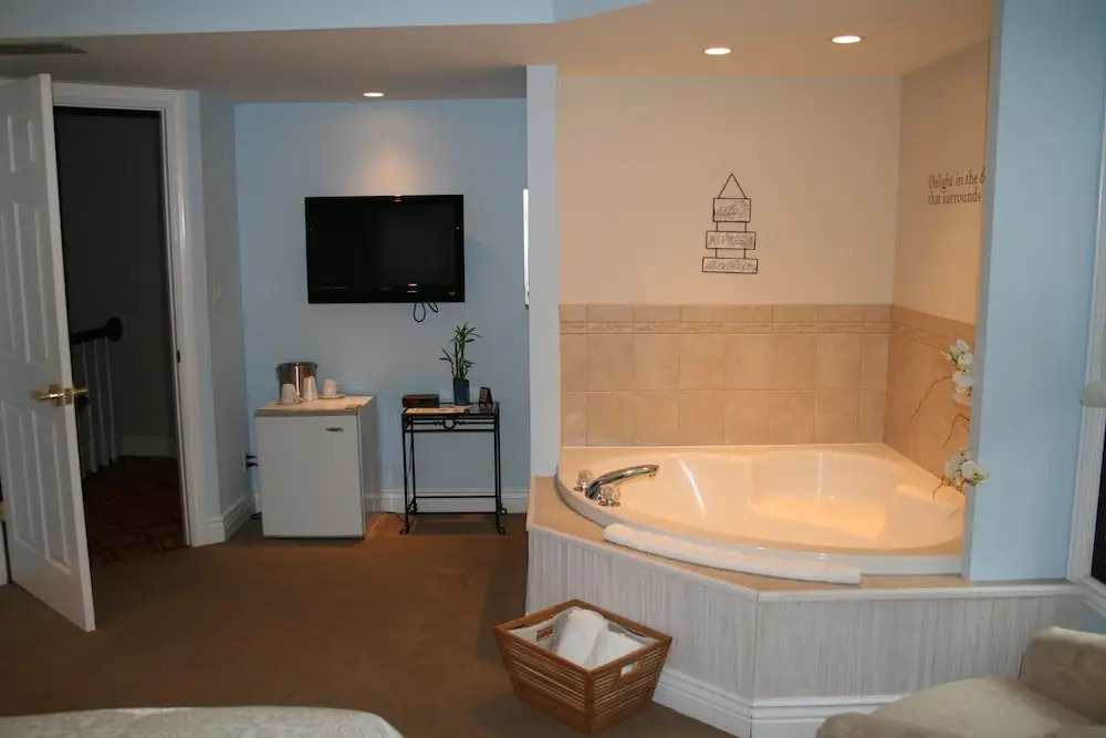 Duneland Beach Inn