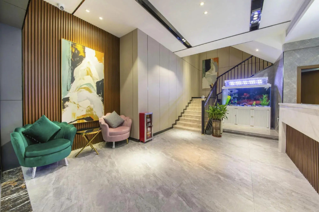 Chengfeng Select Hotel（Nongjiangsuo Station）
